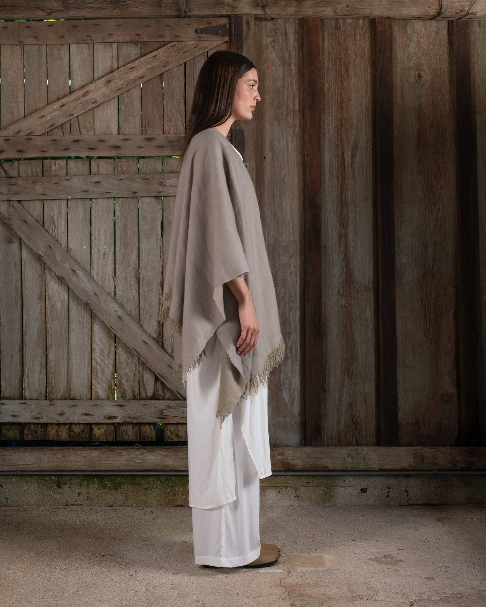 Short Wearable Blanket Cashmere Hemp Sand