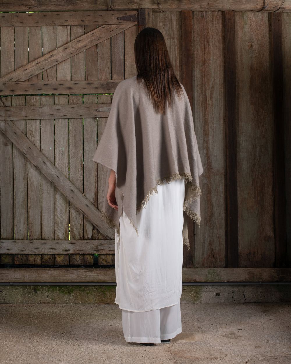 Short Wearable Blanket Cashmere Hemp Sand