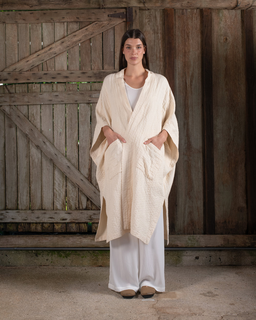Sleeveless Kimono Jacquard Dye-less
