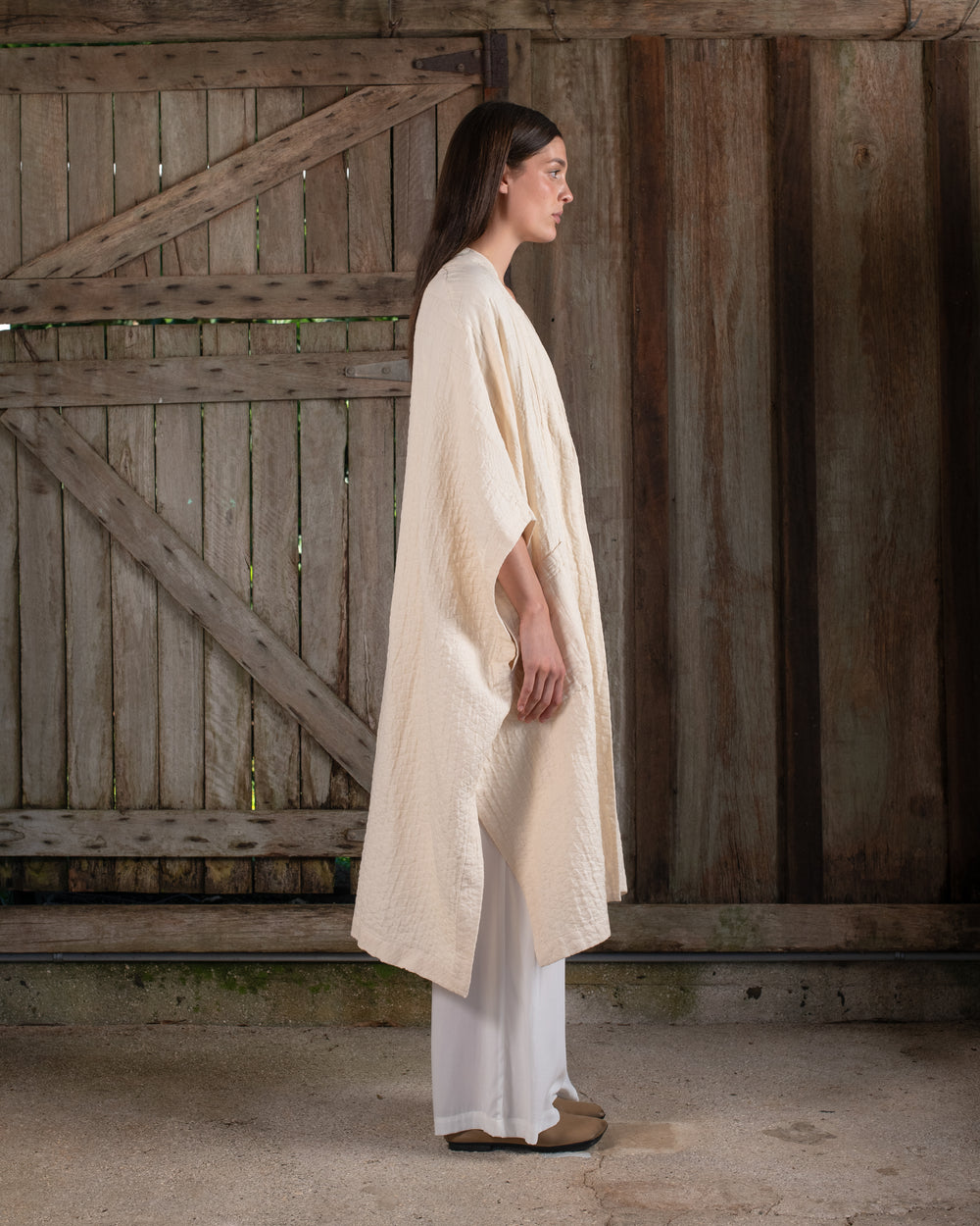 Sleeveless Kimono Jacquard Dye-less