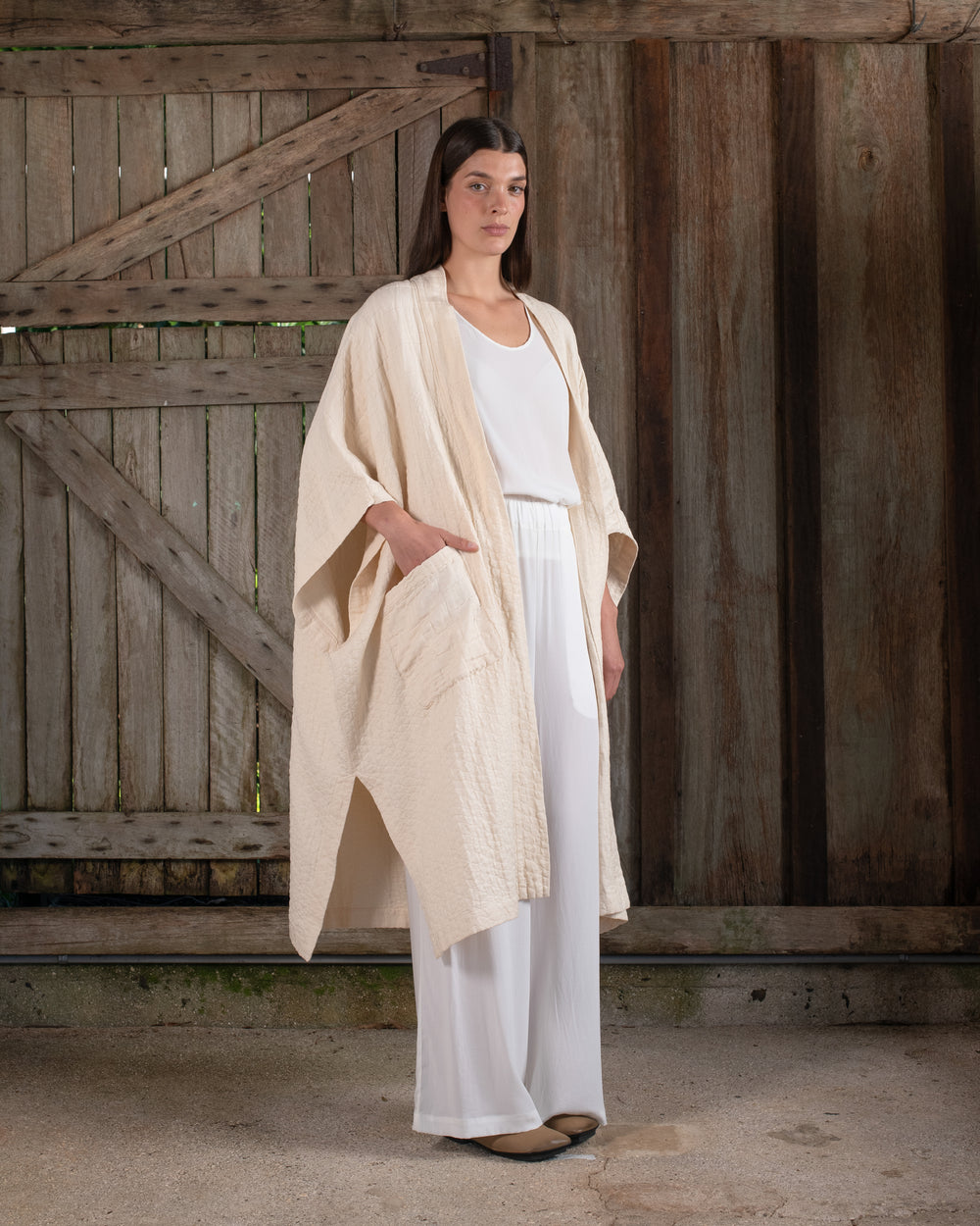 Sleeveless Kimono Jacquard Dye-less