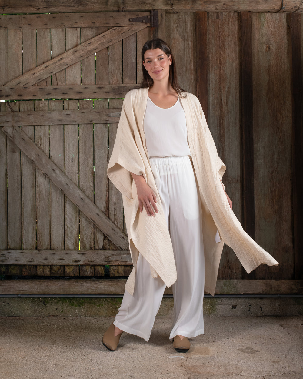 Sleeveless Kimono Jacquard Dye-less