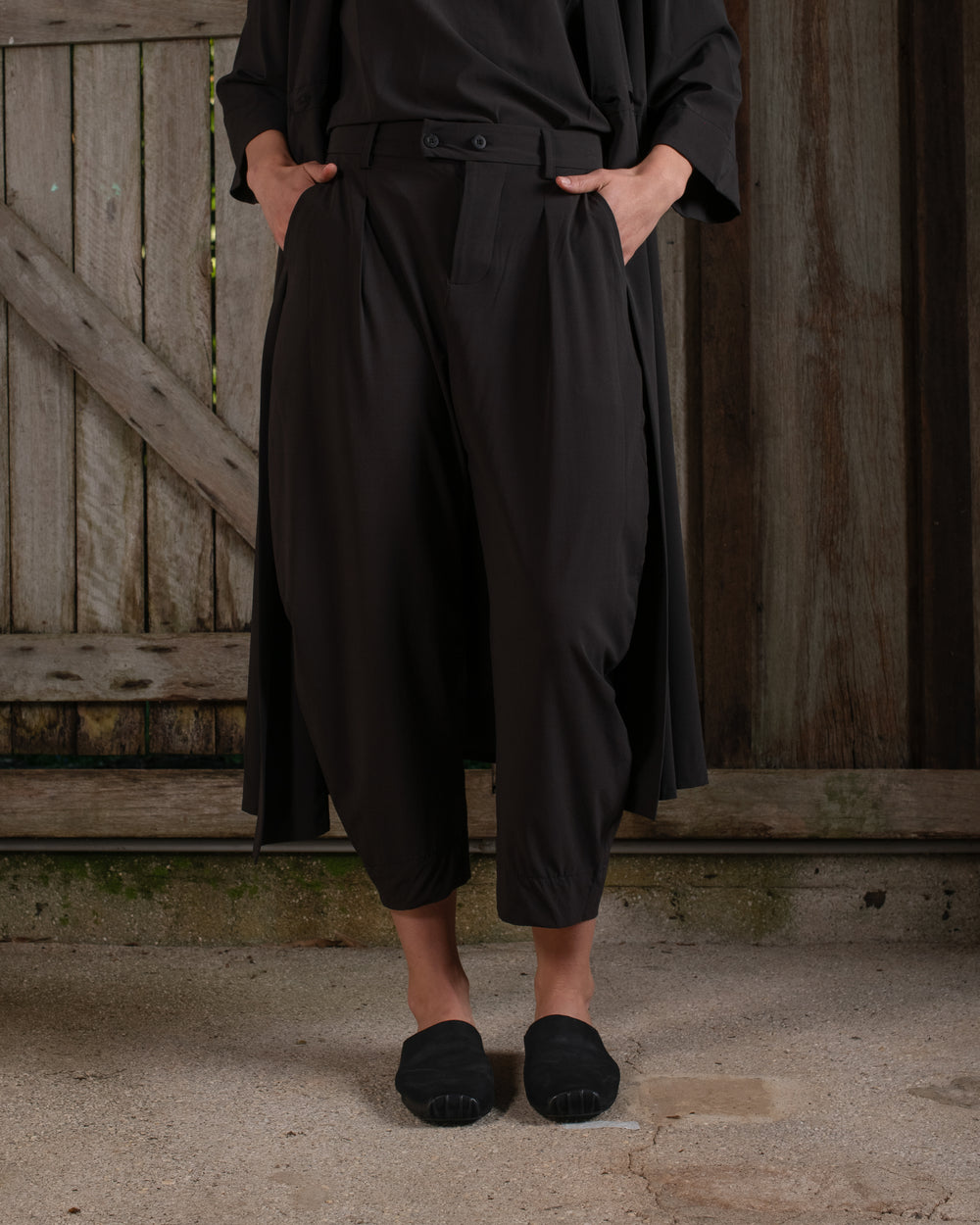 Tailored Curve Pant Silk Crepe Chocolate