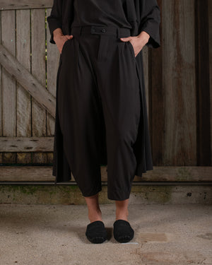 Tailored Curve Pant Silk Crepe Chocolate