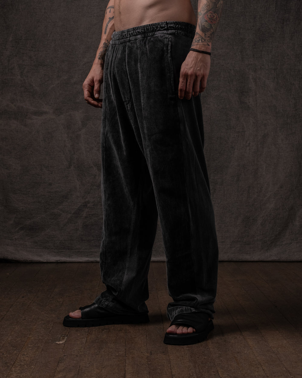 Cotton Velvet FRT Easy Pant Washed Black
