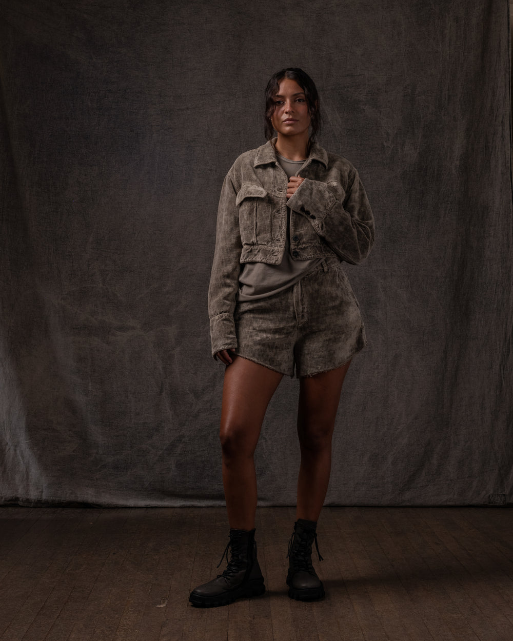 Raw Hem Short Distressed Velvet Dune