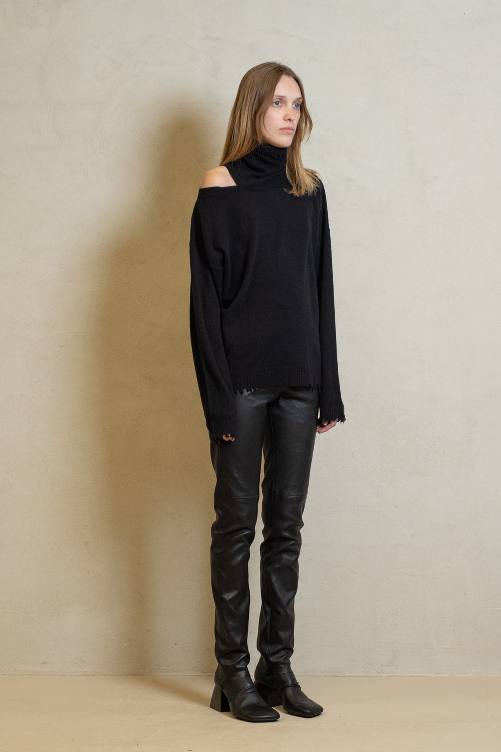 High Neck Top Light Cashmere Black