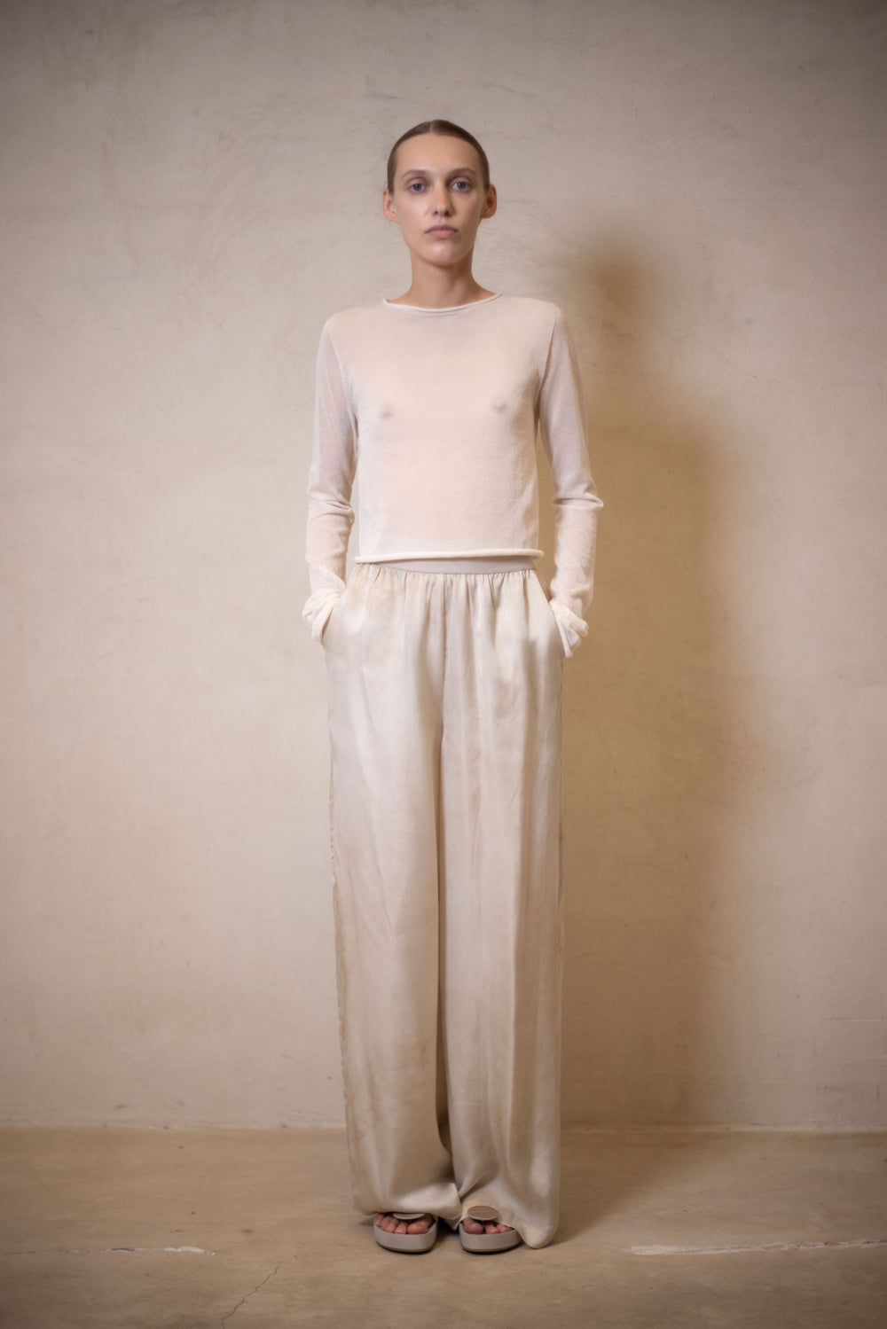 Extra Long SLV Top Transparent Off White