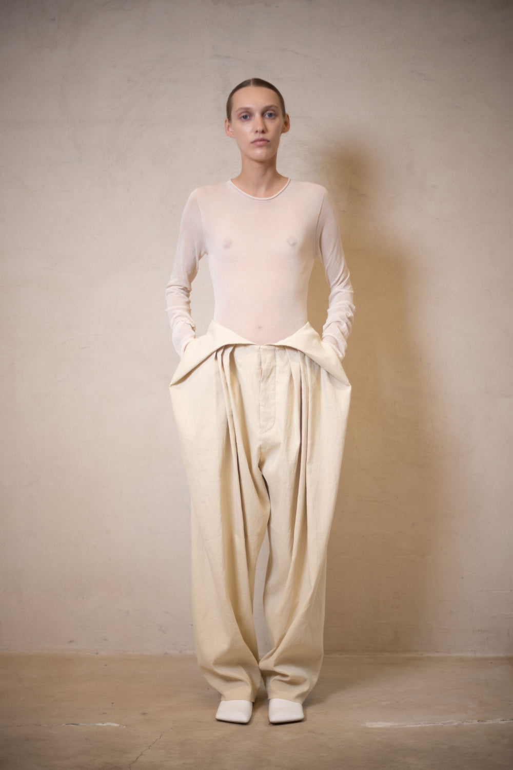 Long SLV Body Transparent Off White