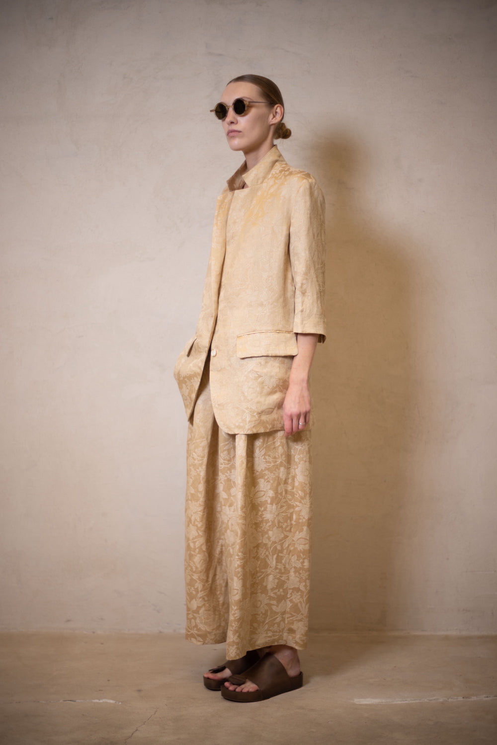 Poetic Pants Tibet Tan / White
