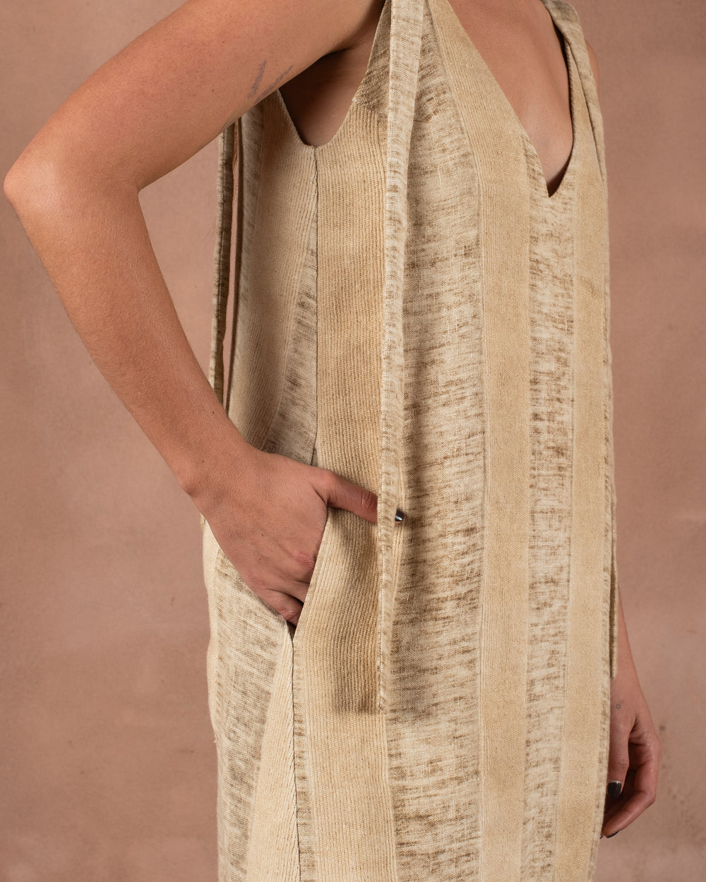 Aroma Dress Sagro Tan