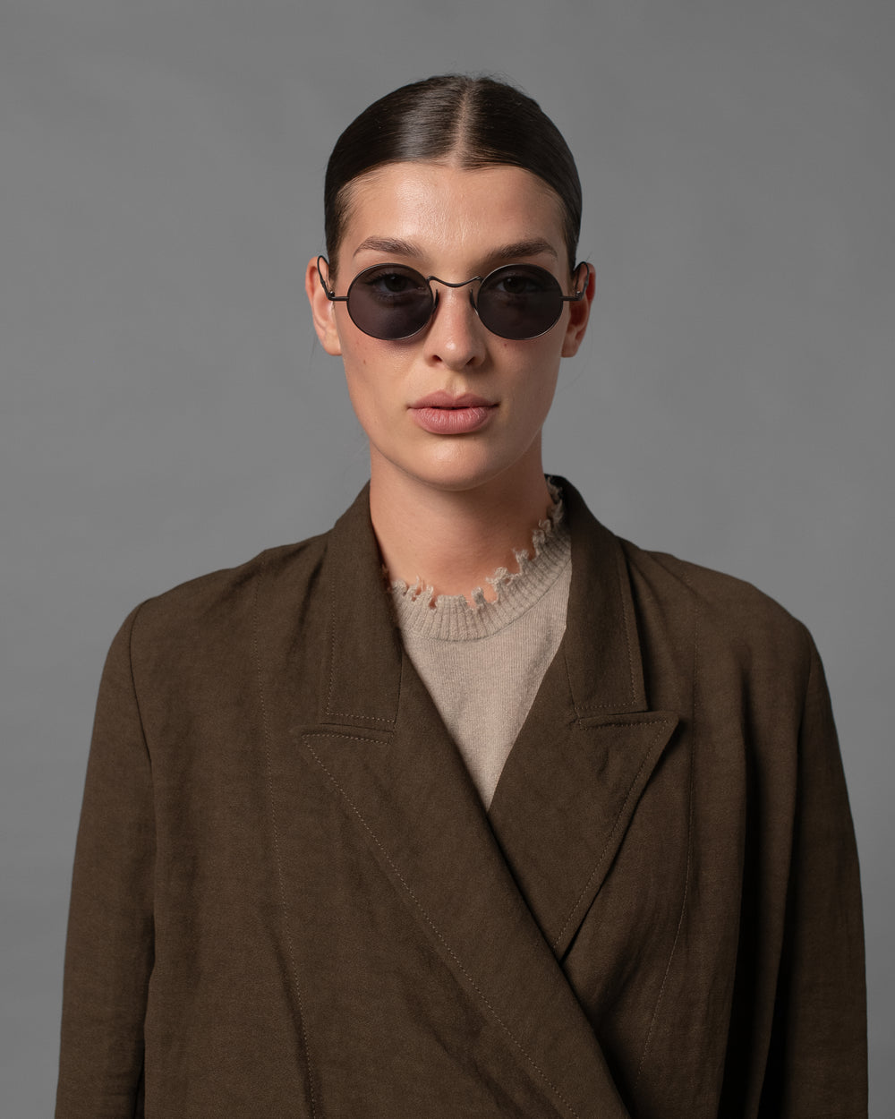 RG00UW14 - Antique Bronze w/ Dk Grey Lens