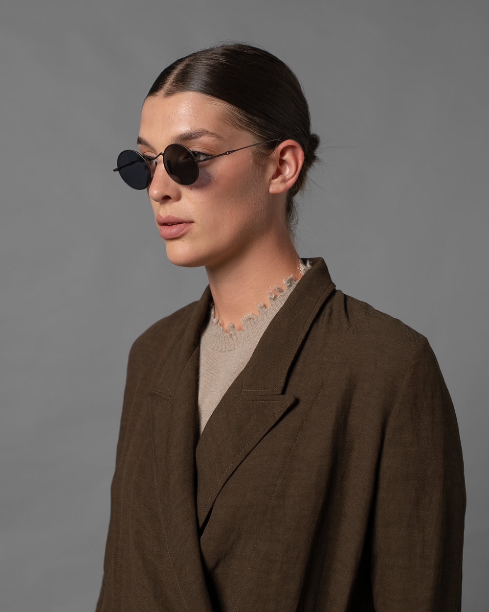 RG00UW14 - Antique Bronze w/ Dk Grey Lens