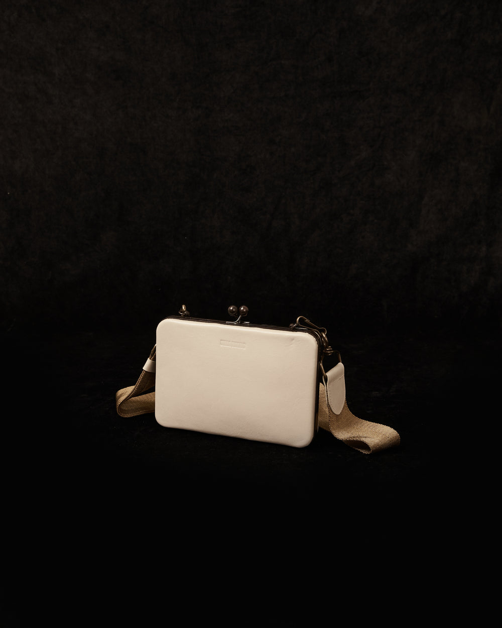 Medium Clutch Off White
