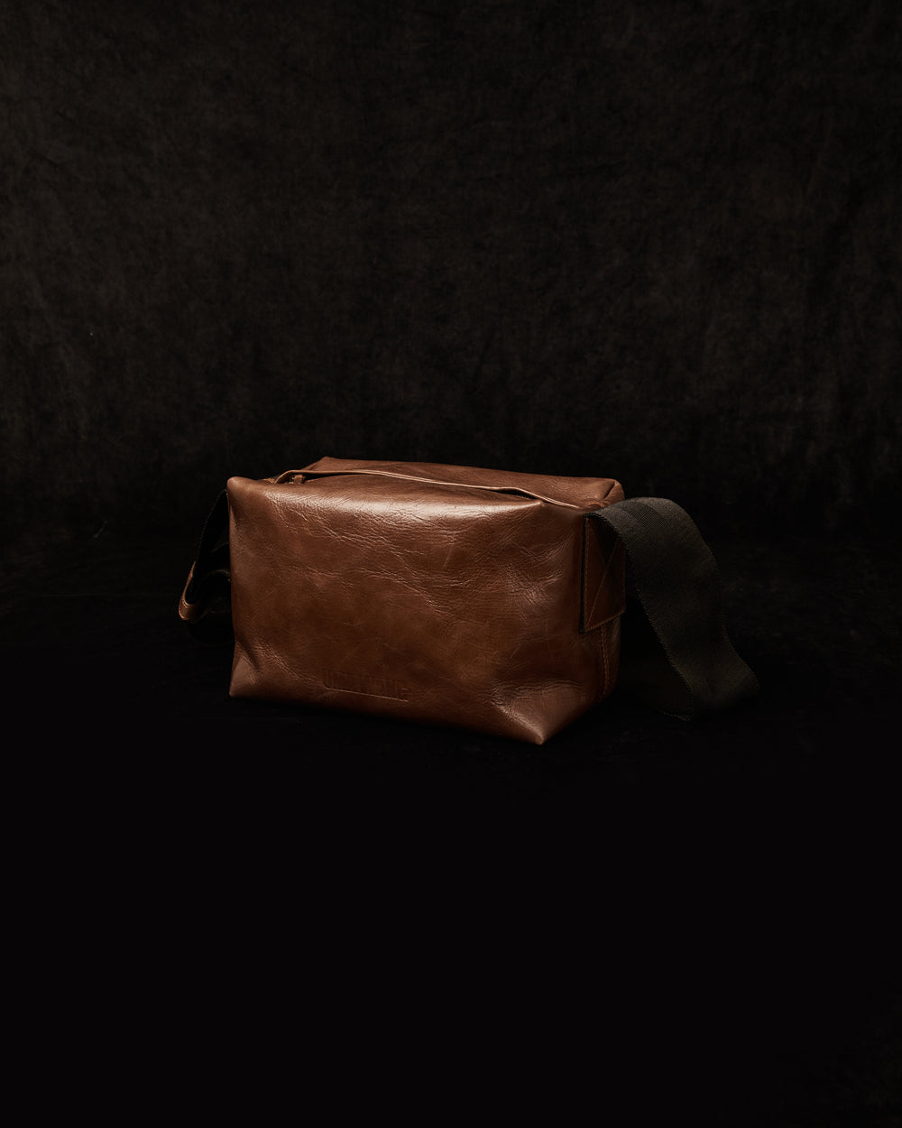 Medium Shoulder Bag Brown w/ Black Strap