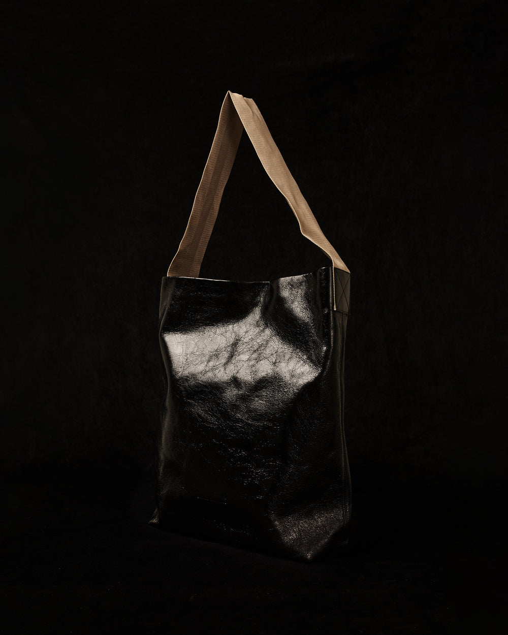 Oversize Bag Black w/ Tan Strap