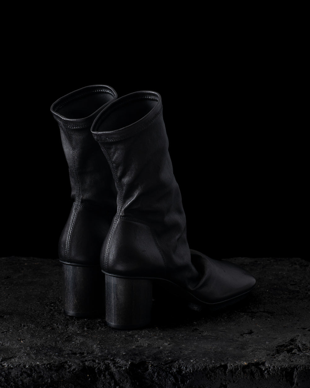Short Stone Boots Stretch Black