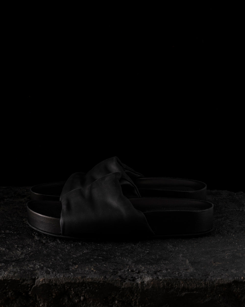 Men Leather Slide Black