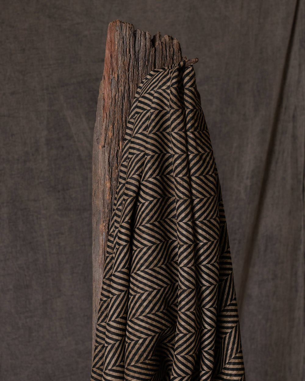 Scarf Rayan Dig 1 Tan / Black Virgin Wool