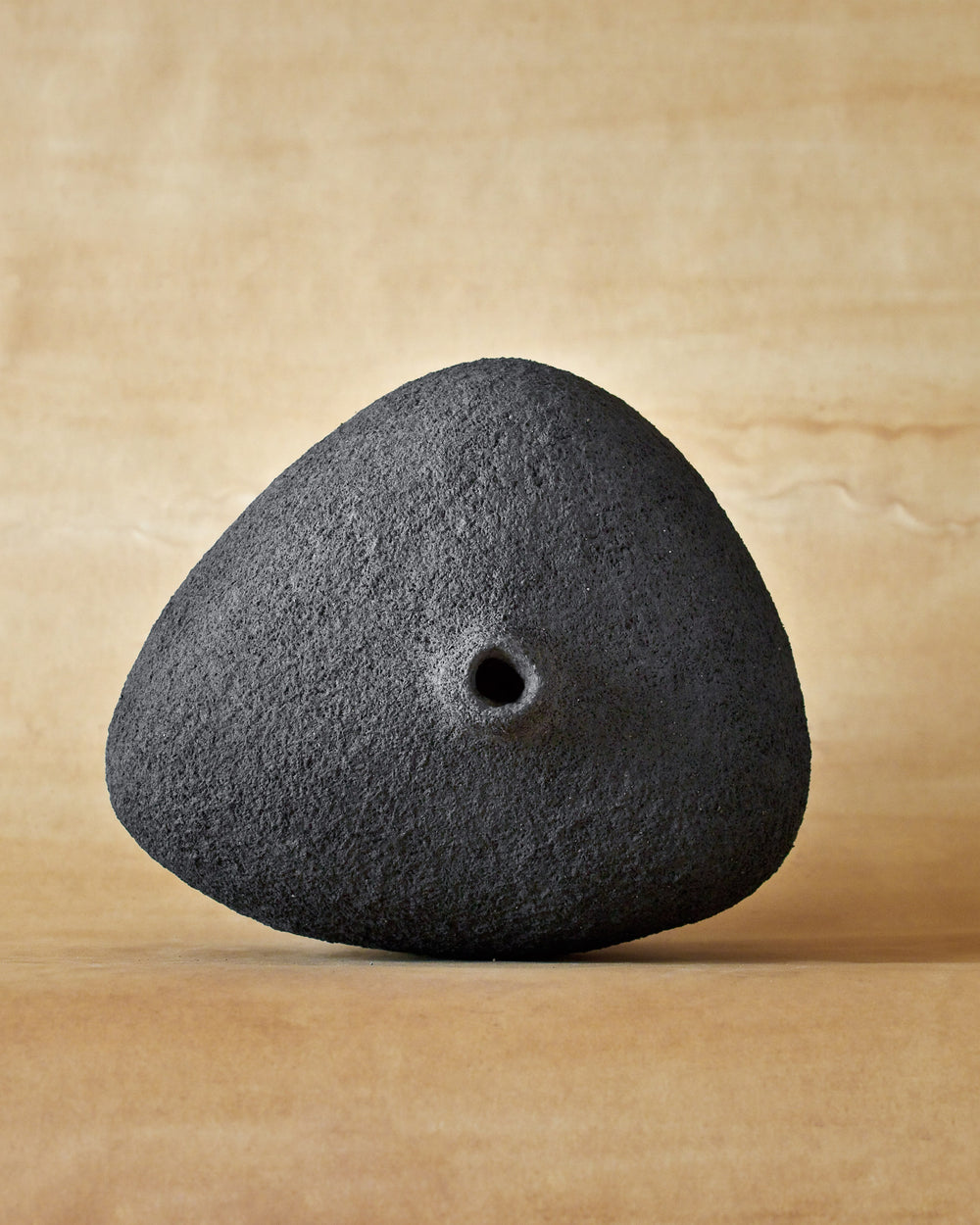 Zima Dark Vase