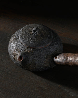 Handcrafted Charcoal Teapot | Wood Handle | 450 ML