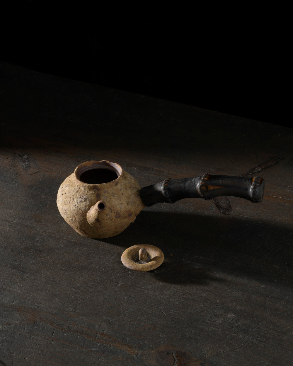 Handcrafted Ash Teapot | Bamboo Handle | 250 ML