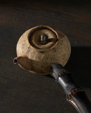 Handcrafted Ash Teapot | Bamboo Handle | 250 ML