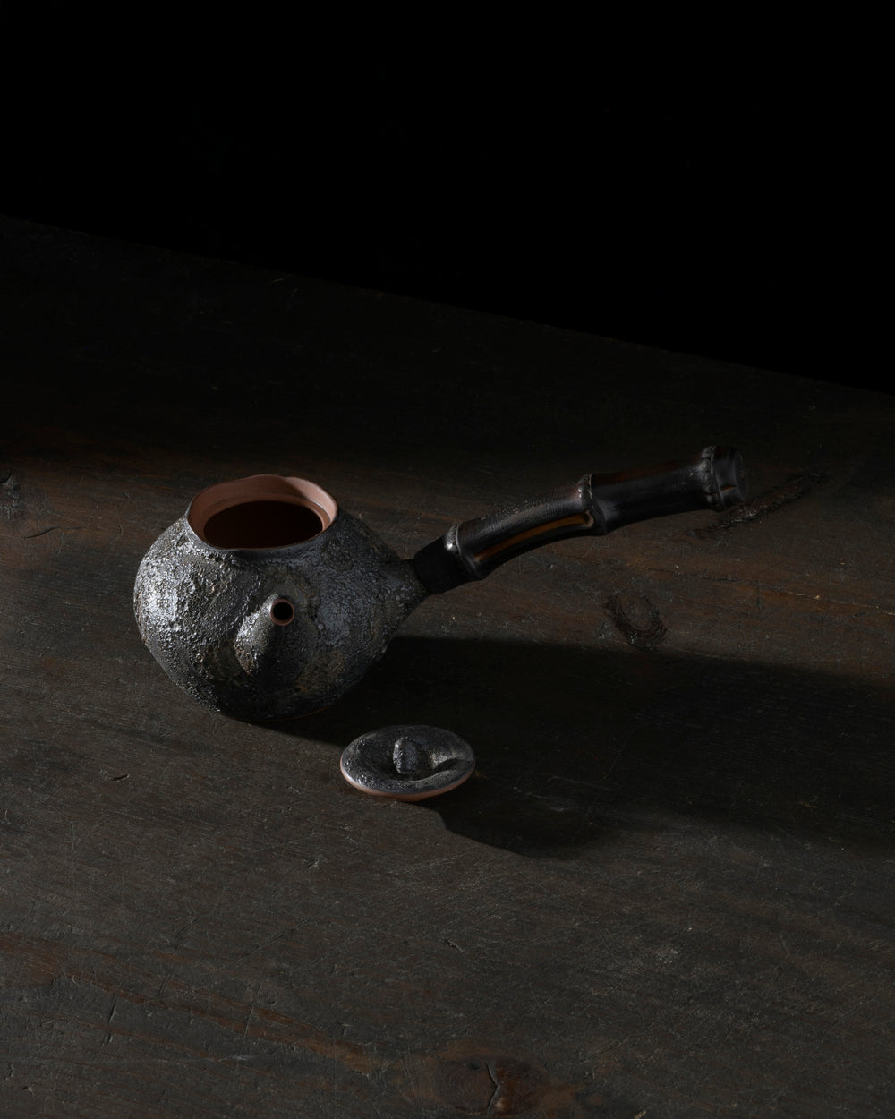 Handcrafted Charcoal Teapot | Bamboo Handle | 250 ML