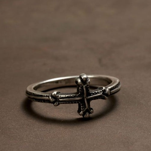 Ring Symbol Cross