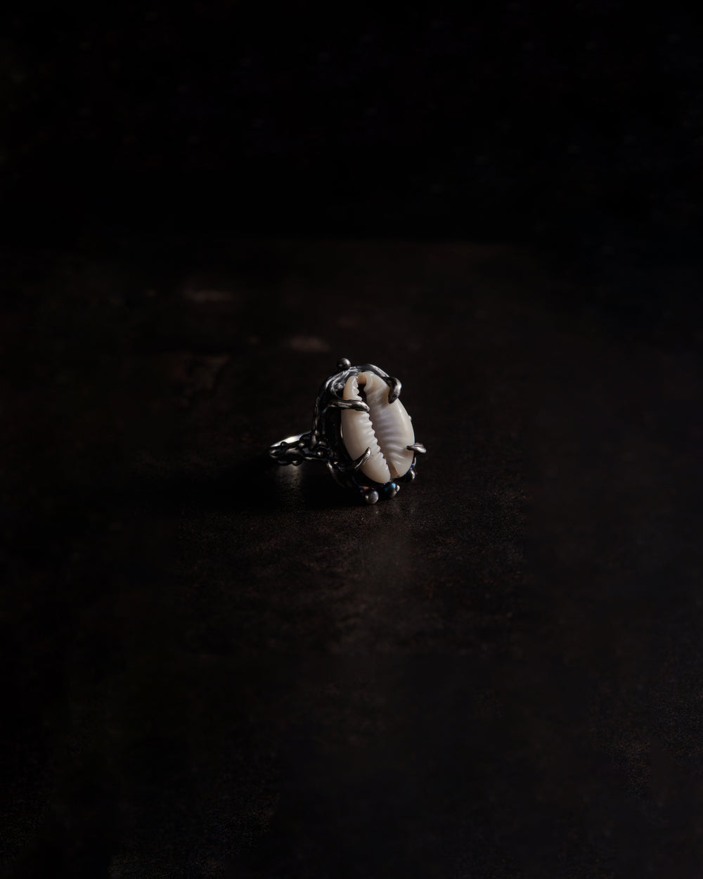 Abidjan Shell Ring