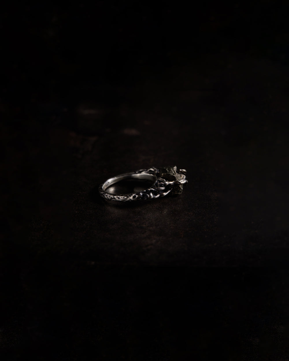 Mer Antique Ring