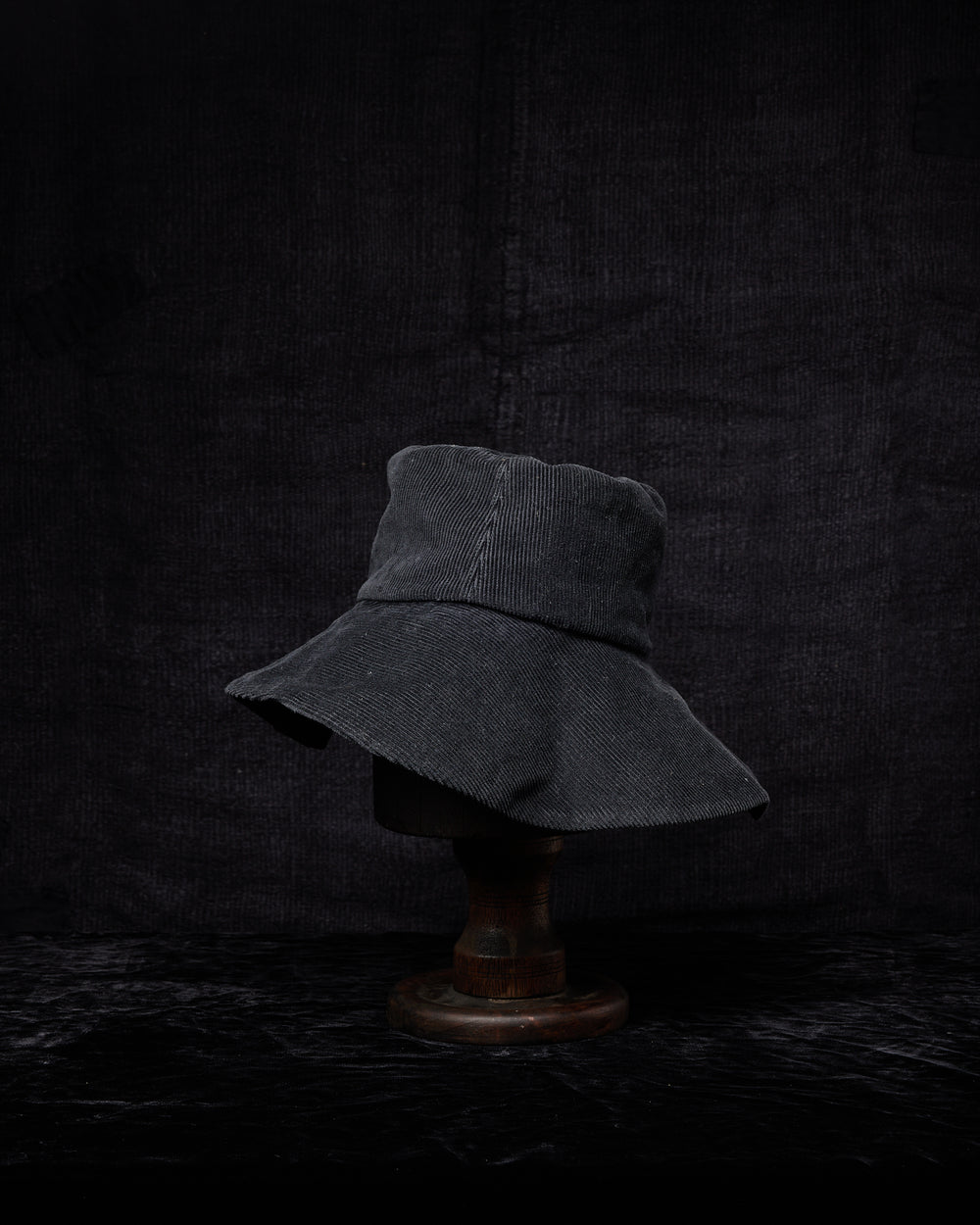 Reversible Corduroy Patterned Linen Hat