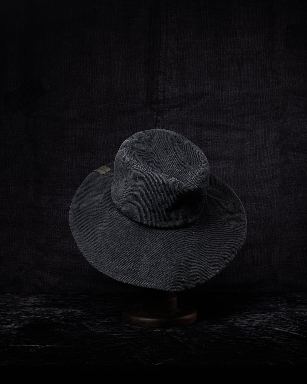 Reversible Corduroy Patterned Linen Hat