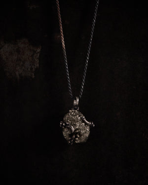 Mer Antique Necklace