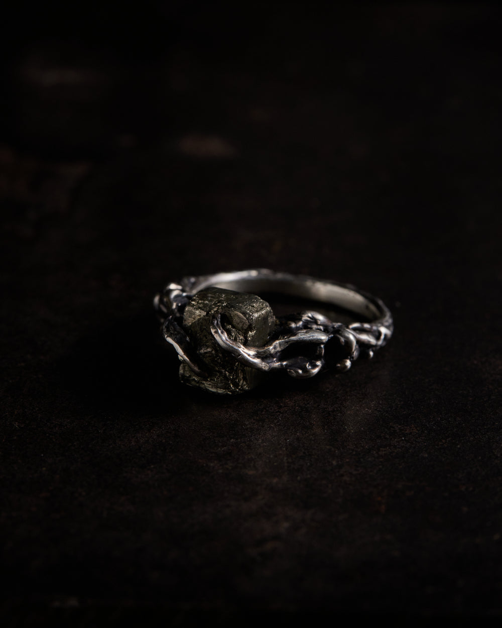 Mer Antique Ring