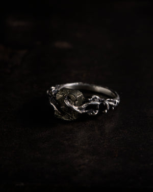 Mer Antique Ring