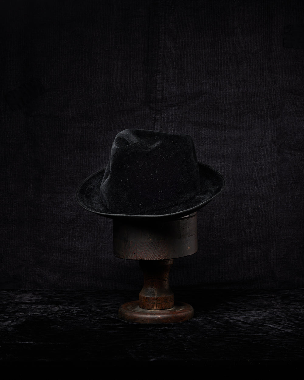 Velvet Hat Limited Edition - Black