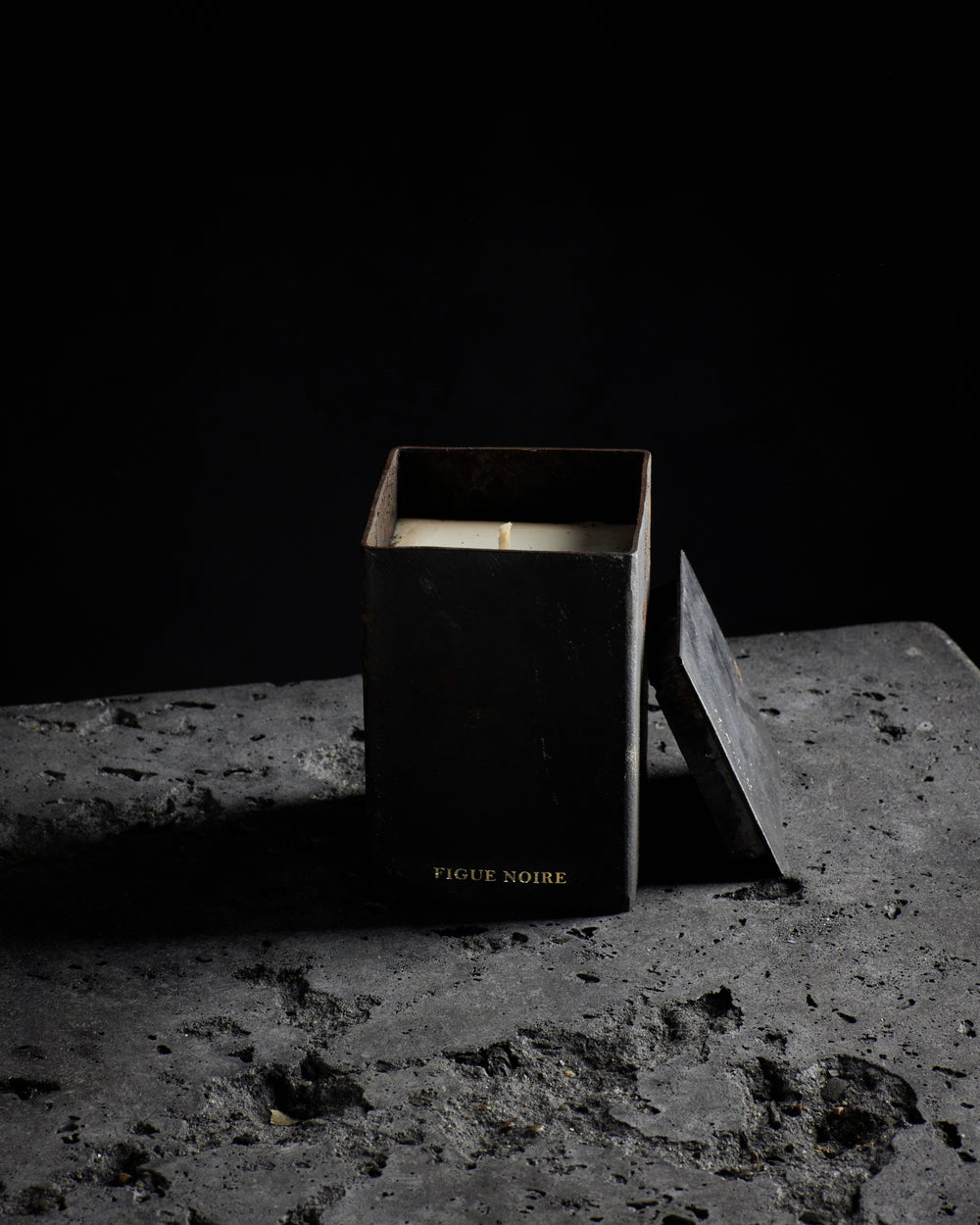 Vertical Candle Figue Noire